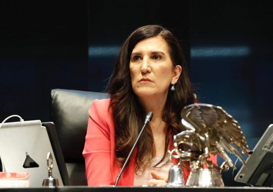 Kenia López Rabadán durante una sesión en la Cámara de Diputados