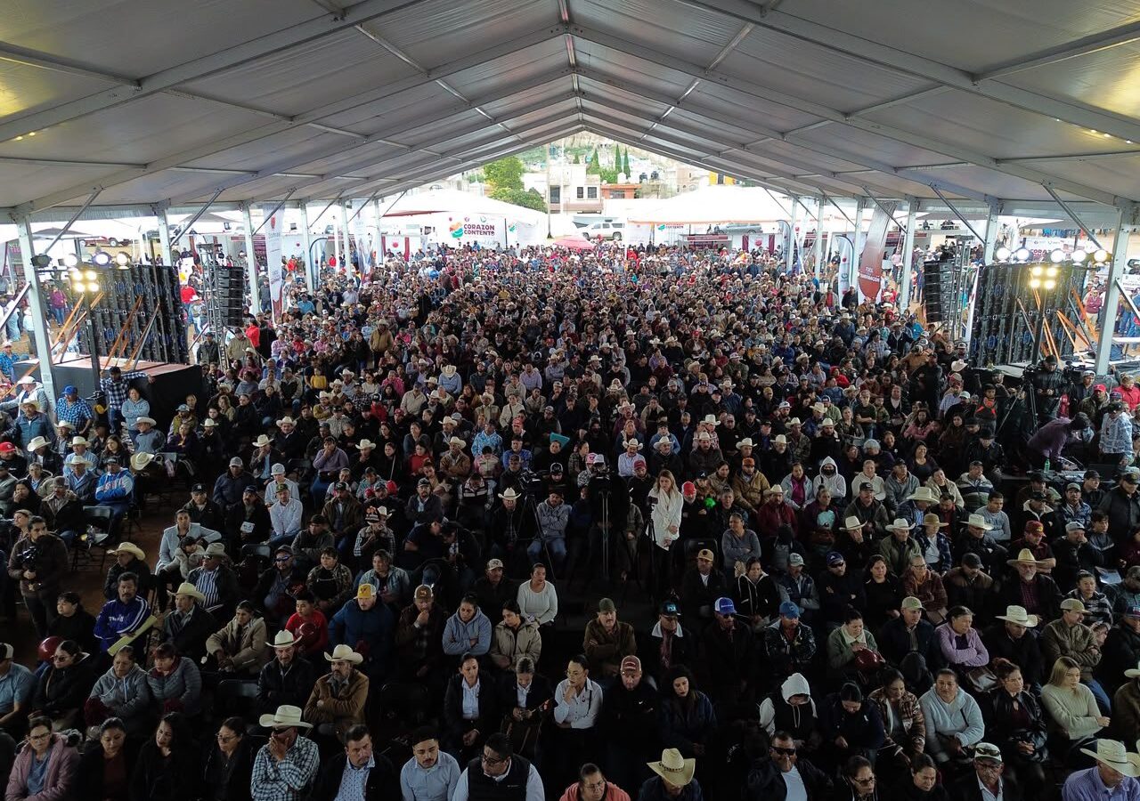David Monreal durante la presentación de resultados y obras para la región de Sombrerete.